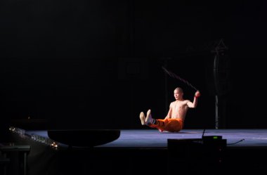 Shaolin Rahipleri Çin'in gizemli güçleri göster 