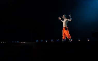 Shaolin Rahipleri Çin'in gizemli güçleri göster 