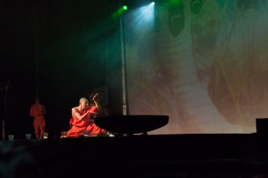 Shaolin Rahipleri Çin'in gizemli güçleri göster 