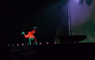 Shaolin Rahipleri Çin'in gizemli güçleri göster 