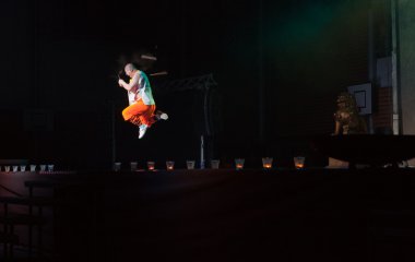 Shaolin Rahipleri Çin'in gizemli güçleri göster 