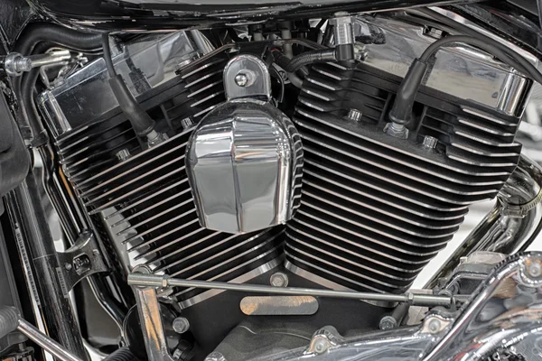 Detail van de lucht gekoeld twin engine van motorfiets. — Stockfoto