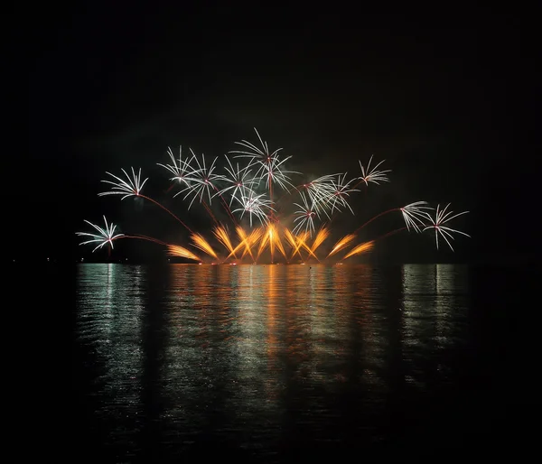 Feux d'artifice - Ignis Brunensis en République tchèque à Brno 18.6.2014 — Photo