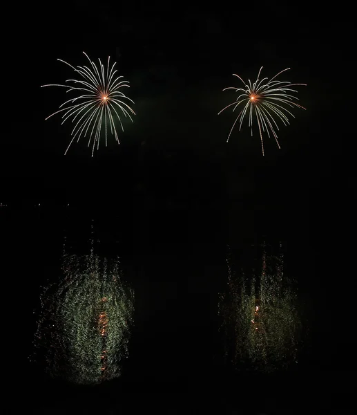 Feuerwerk - ignis brunensis in der Tschechischen Republik in brno 18.6.2014 — Stockfoto