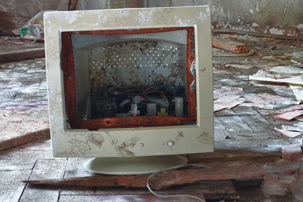 Broken monitor ,photo from demolition of factory — Stock Photo, Image