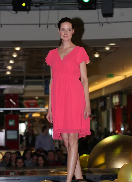 Brno,Czech Republic-March 20,2015: Model walking on fashion show — Stock Photo, Image