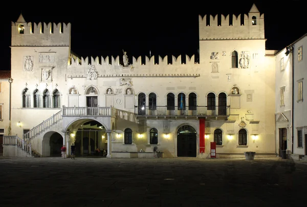 Der prätorianische palast, der gotische venezianische palast in der stadt kop — Stockfoto