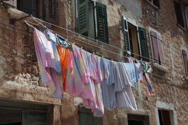 Çamaşırhane Hırvatistan Town Rovinj clothesline üzerinde