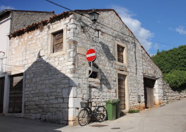 Rovinj Hırvatistan eski taş boş terk edilmiş evde