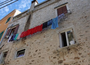 Çamaşırhane Hırvatistan Town Rovinj clothesline üzerinde