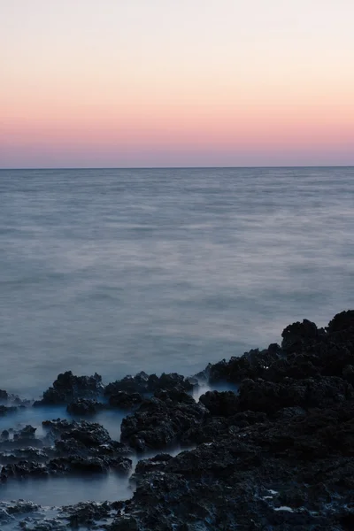 Céu noturno sobre o mar após o pôr do sol na Croácia — Fotografia de Stock