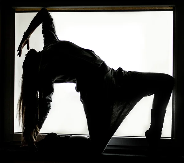 Esboços de uma bela jovem dançarina de rua — Fotografia de Stock