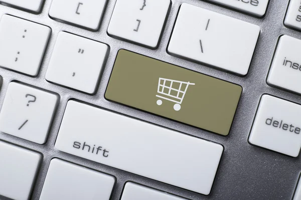 Online Shopping Oder Internet Shop Konzepte Mit Warenkorb Symbol Auf — Stockfoto