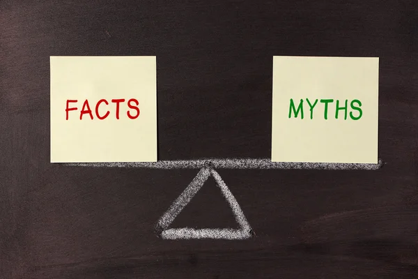 Facts and Myths Balance — Stock Photo, Image