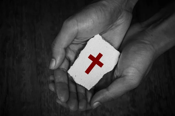 Cross Block In Hands — Stock Photo, Image