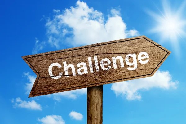 Challenge yol levhası