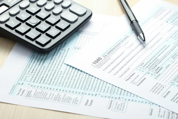 Tax form and financial concept — Stock Photo, Image