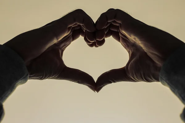 Corazón forma manos —  Fotos de Stock