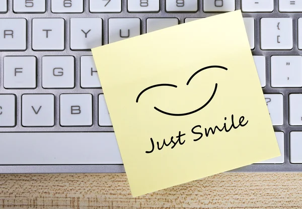 Just Smile Note — Stock Photo, Image