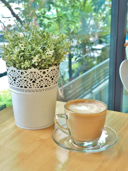 Taza de café caliente Latte . — Foto de Stock