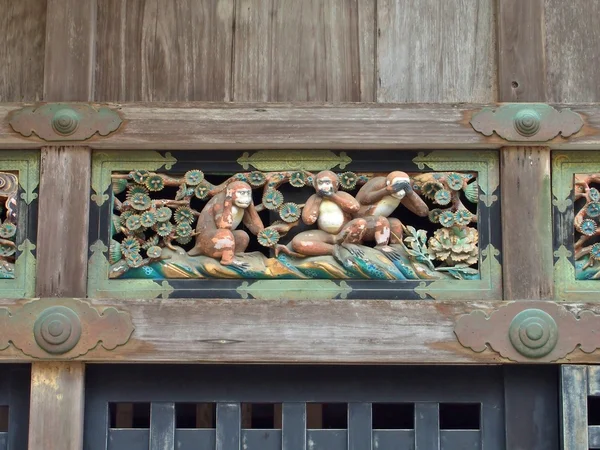 A fafaragás, a három bölcs majom a Nikko, Japán. — Stock Fotó