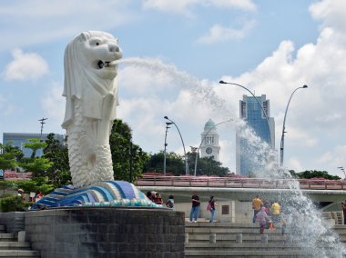 Merlion heykeli Singapur.