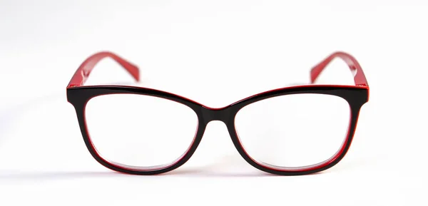 Schwarz Rote Lesebrille Oder Gutes Sehvermögen Vorderansicht Auf Weißem Hintergrund — Stockfoto