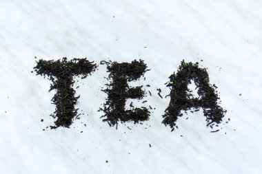 siyah çay yaprakları