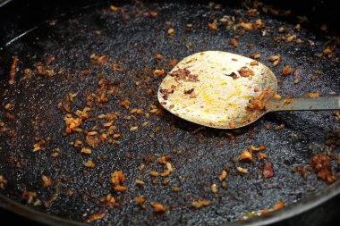 kadar baharatlı kızarmış pilav