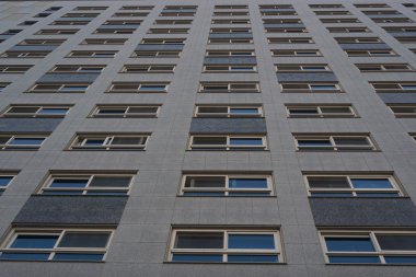 yakın uzun binayı havaya soyut