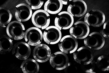 metal daire şeklinde