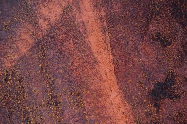 demir doku üzerinde pas