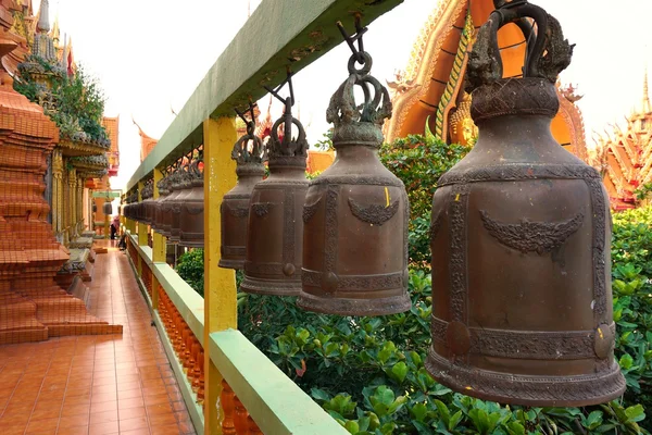 Line-up van monastieke bell — Stockfoto