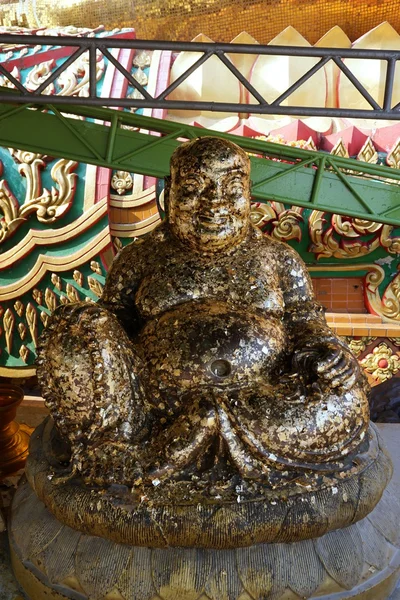 Statue de Bouddha heureux — Photo