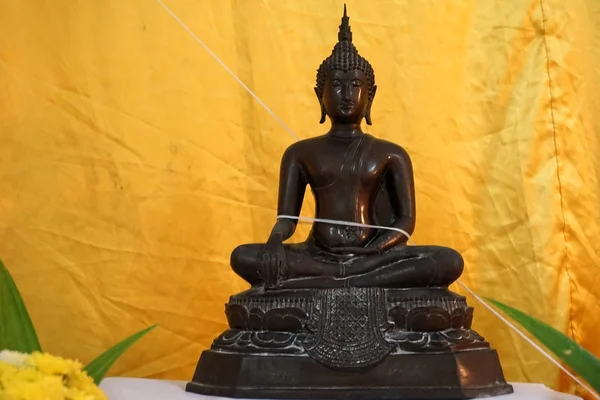 Bilden av Thai Buddha status — Stockfoto