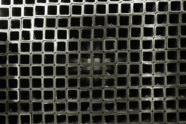 Siyah ve beyaz metal kare tüp şekli — Stok fotoğraf