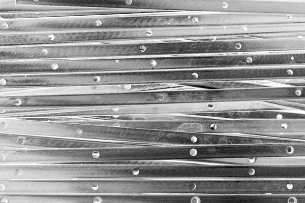 Linha de metal com furo de perfuração — Fotografia de Stock