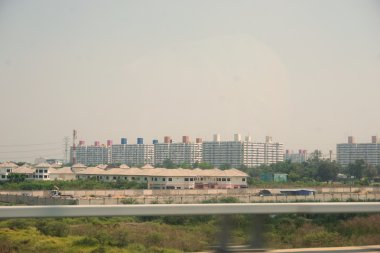 Şehirdeki inşaat alanında.