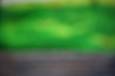 bulanık yeşil ve gri