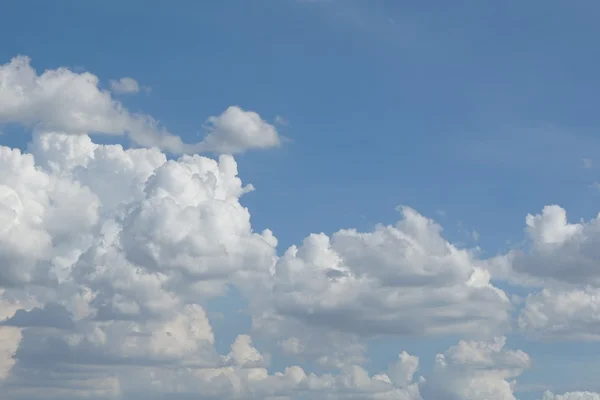Опасность облаков — стоковое фото