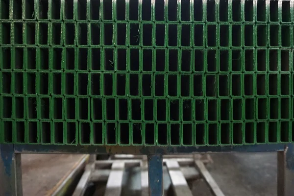 Pilha de tubo quadrado de metal — Fotografia de Stock
