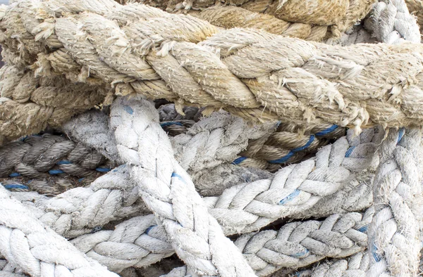 The old ropes — Stock Photo, Image