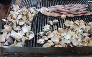 Kızarmış istiridye.