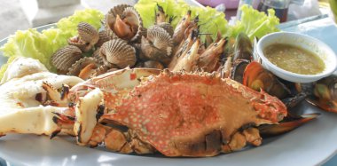 karışık deniz ürünleri