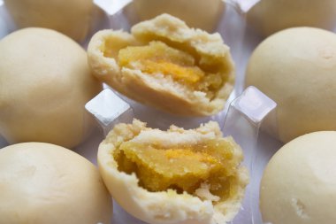 Dilimlenmiş mochi 