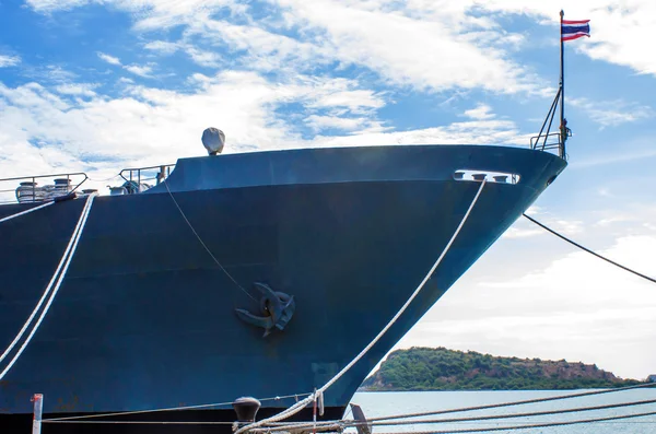 Battleship docked at the harbor. — Stock Photo, Image