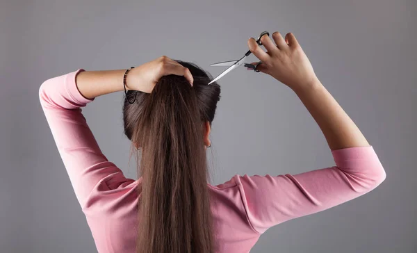 Ragazza Che Taglia Capelli Concetto Cura Dei Capelli — Foto Stock