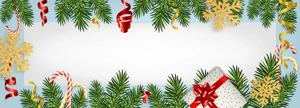 Fondo de Navidad y Año Nuevo con ramas de pino realistas, bastones de caramelo, serpentina, caja de regalos, copo de nieve de oro brillo. Plantilla para la tarjeta de felicitación de Navidad y Año Nuevo, cartel, postal, pancarta — Vector de stock