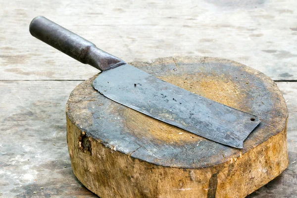 Kesme blok on eski bıçak