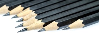 Grafit kalem - beyaz arka plan